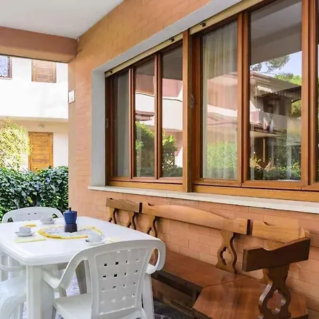 In Lignano 21670 Apartment