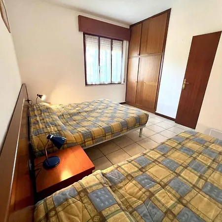 In Lignano 21670 Apartment